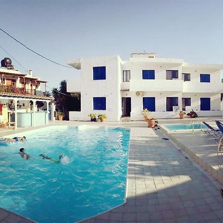 Helios Hotel Agía Marína Exterior foto